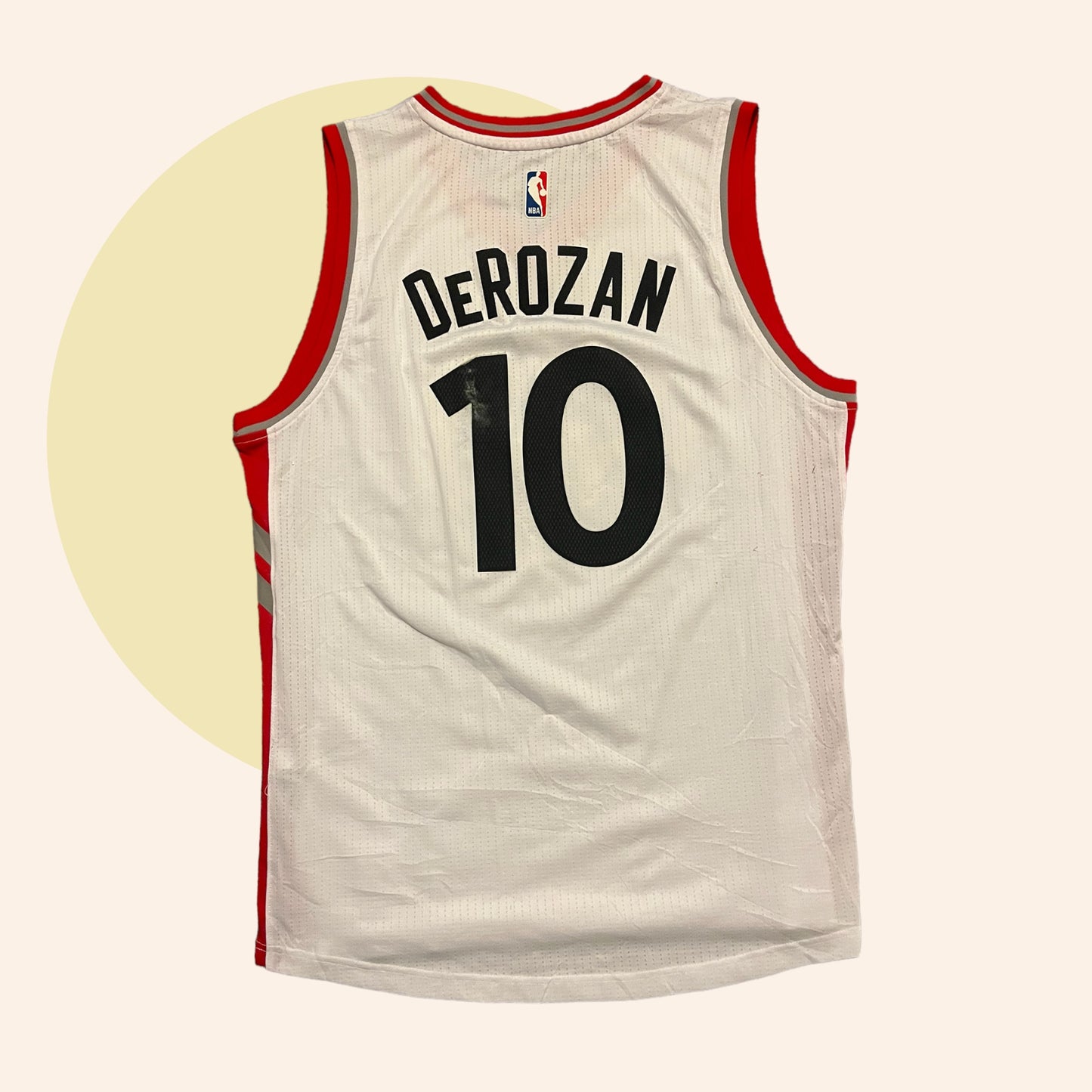 Vintage Addidas NBA Raptors Basketball Jersey (L)